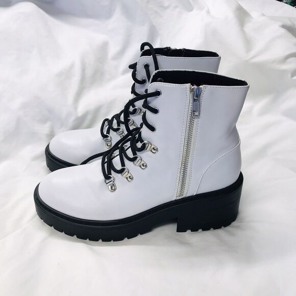 Skechers Y2K Combat Boots 7.5 Ankle Chunky Lug Sole Punk Grunge Emo White Black - Picture 2 of 7